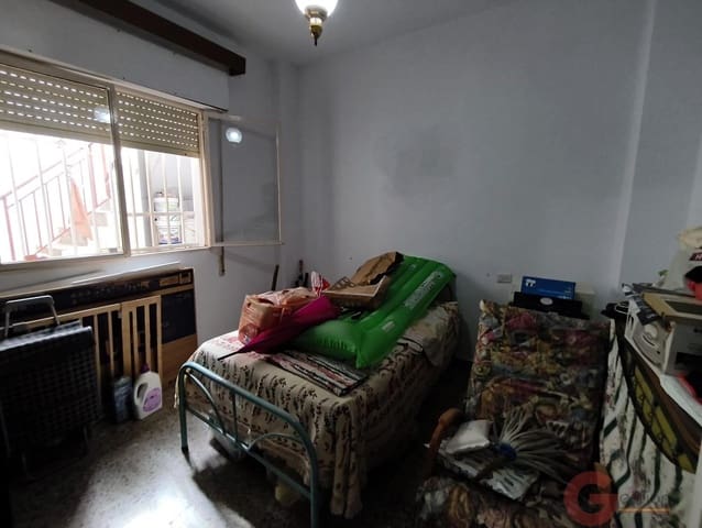 4 slaapkamer Villa te koop in Motril - € 170.000 (Ref: 9981661)