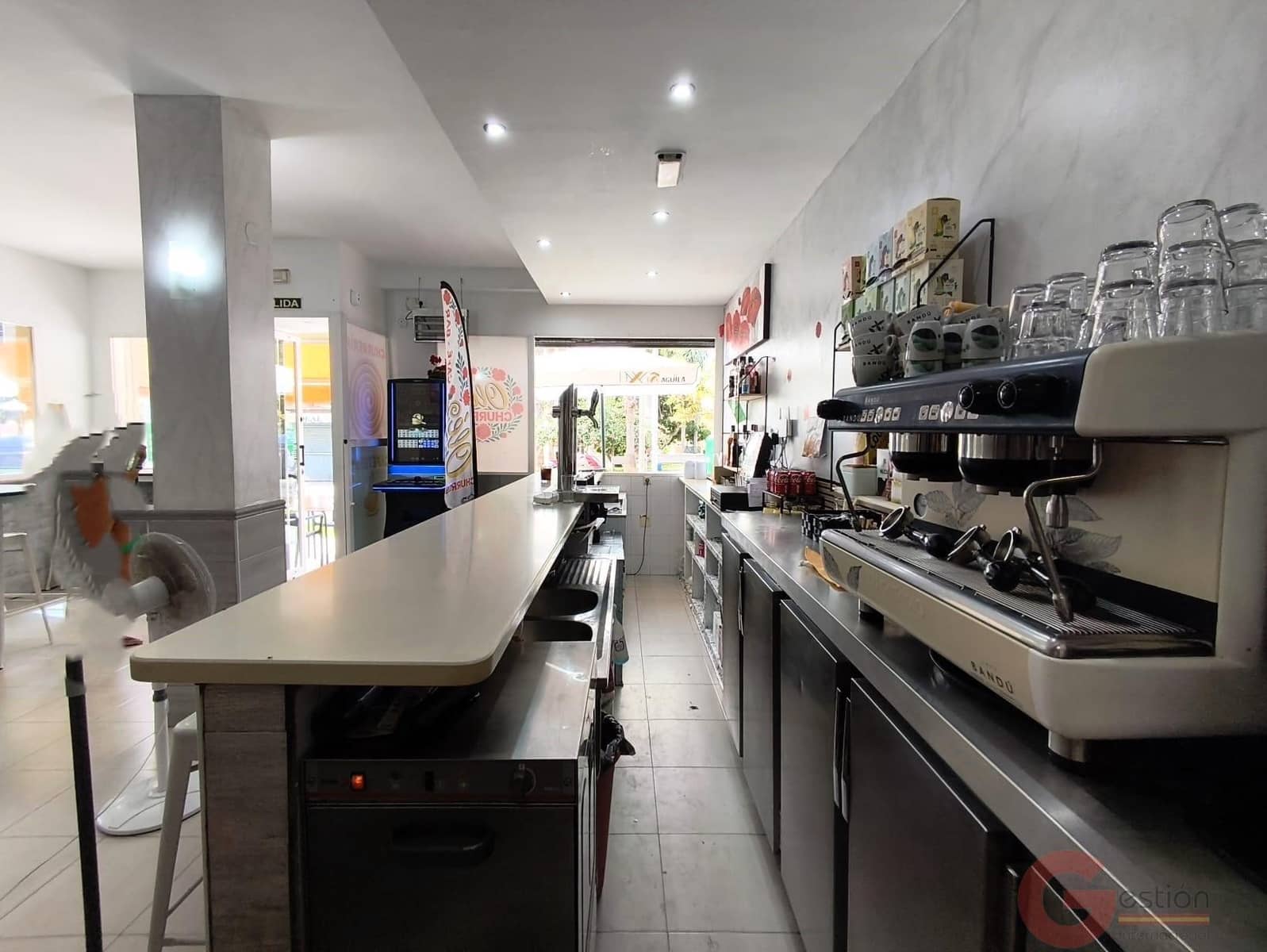 Local Comercial en Motril en venta - 255.000 € (Ref: 9981664)