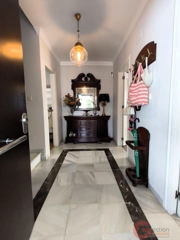 3 slaapkamer Villa te koop in Motril met garage - € 442.900 (Ref: 9981665)