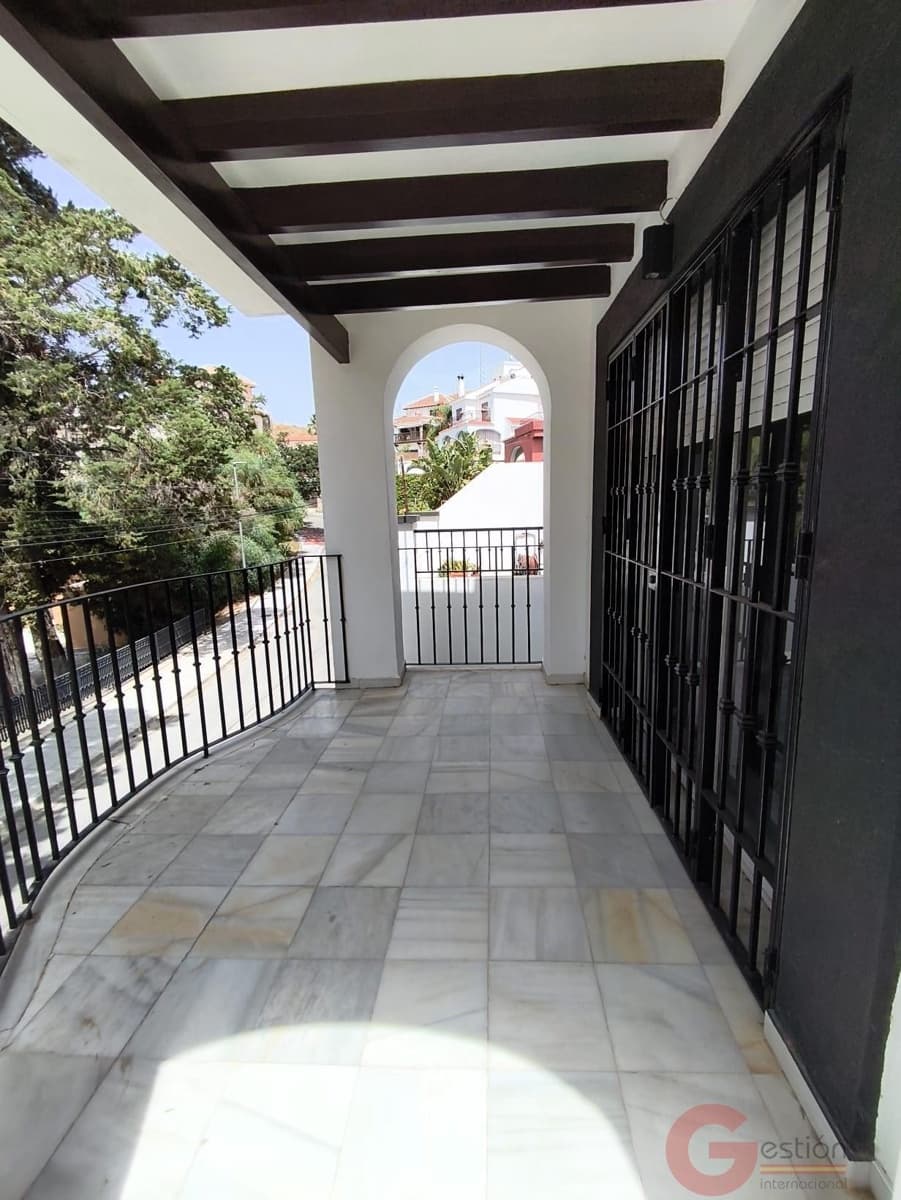 3 sovrum Villa till salu i Motril med garage - 442 900 € (Ref: 9981665)