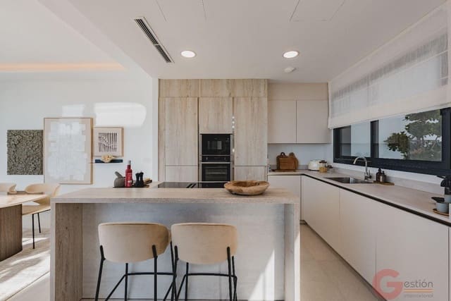 6 soveværelse Villa til salg i Sierra Blanca, Marbella med garage - € 4.950.000 (Ref: 9986151)