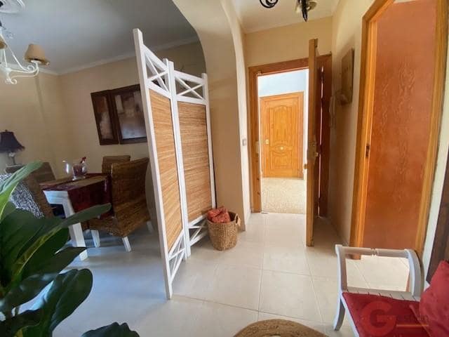 Piso de 2 habitaciones en Almuñécar en venta - 225.000 € (Ref: 9996391)