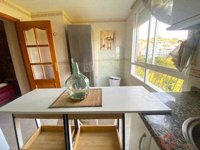 Piso de 2 habitaciones en Almuñécar en venta - 225.000 € (Ref: 9996391)