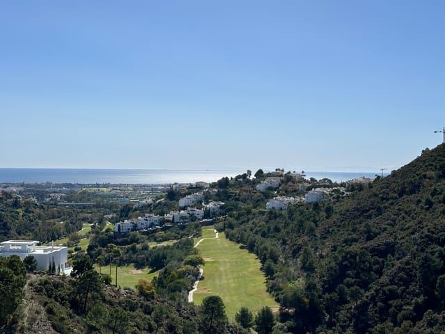 6 soverom Villa til salgs i El Madroñal, Benahavís med svømmebasseng garasje - € 11 500 000 (Ref: 8183180)