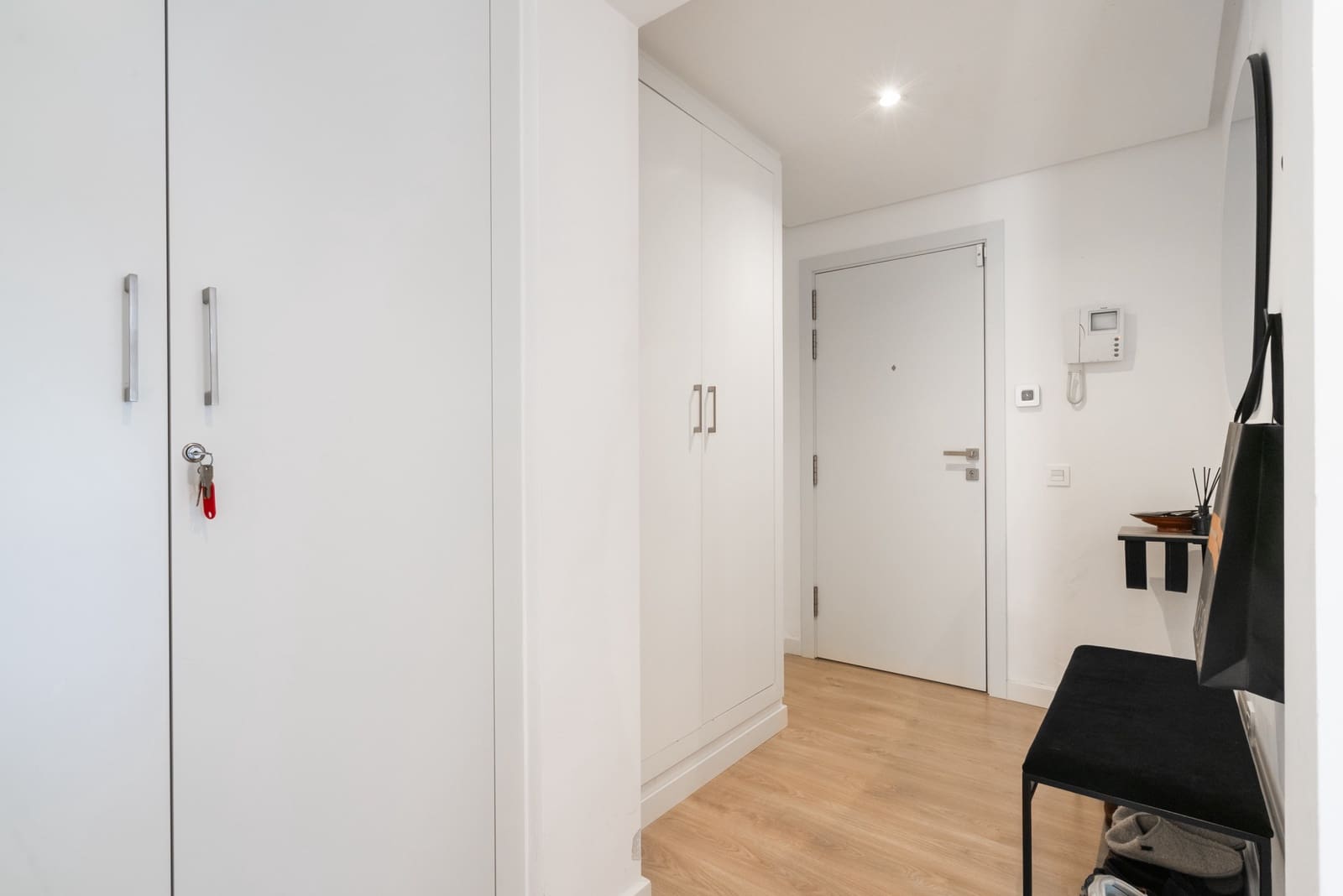 2 bedroom Apartment for sale in La Quinta with pool garage - € 495,000 (Ref: 8879552)