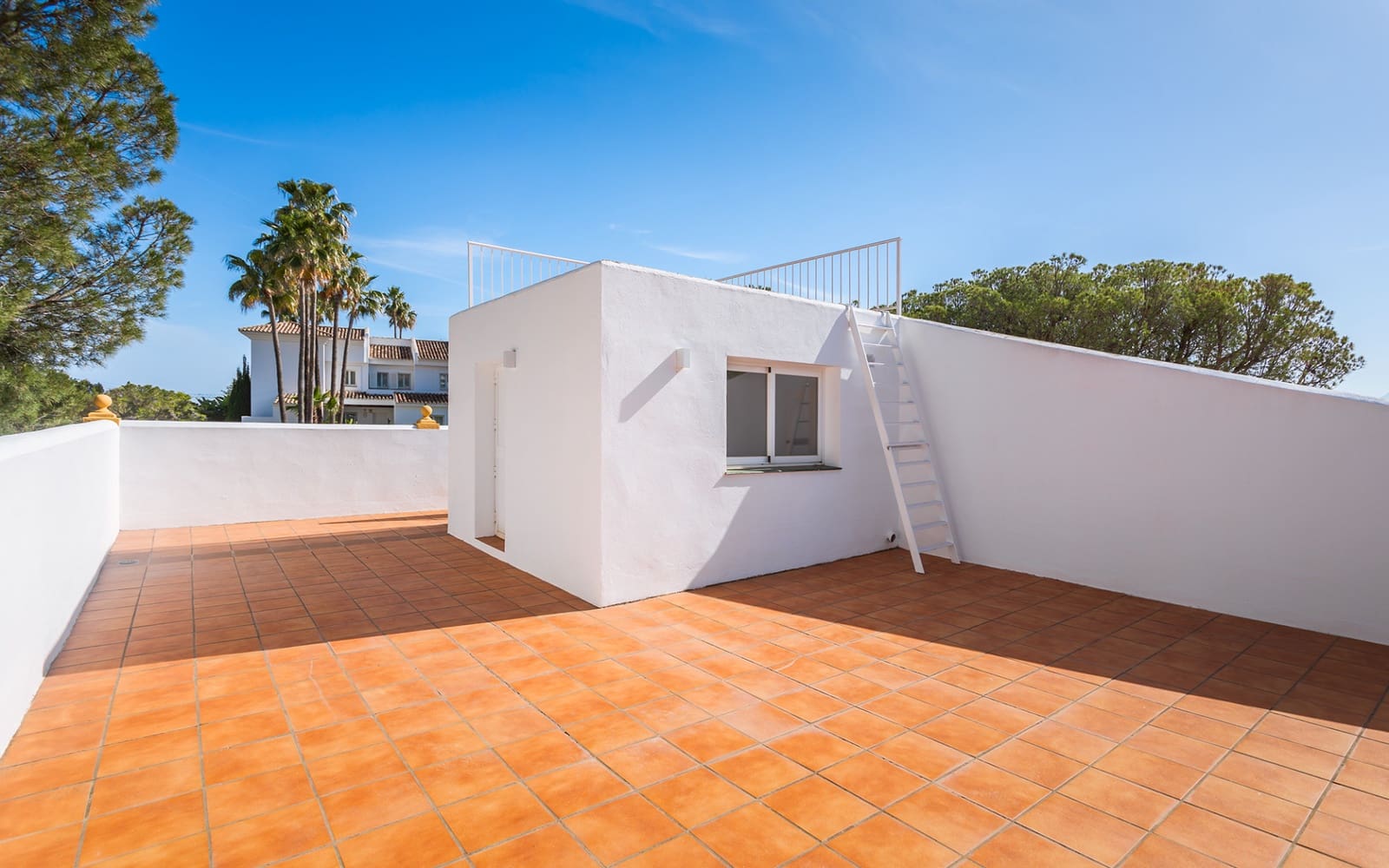 4 sovrum Hus till salu i La Quinta med garage - 875 000 € (Ref: 8879613)