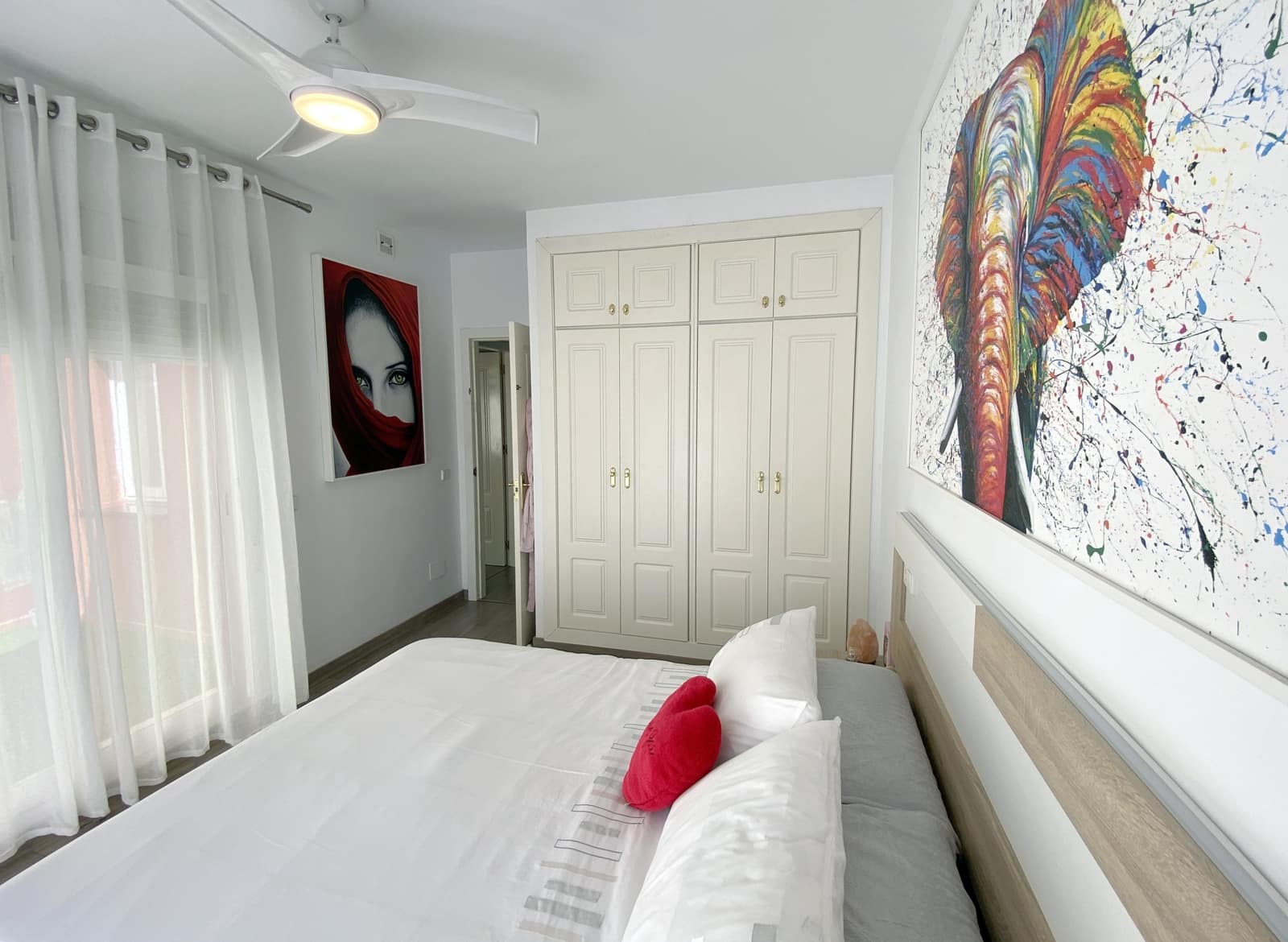 3 sypialnia Dom na sprzedaż w Estepona z basenem garażem - 645 000 € (Ref: 8929059)