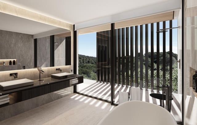 4 bedroom Villa for sale in Sotogrande, San Roque with pool garage - € 4,950,000 (Ref: 8988197)