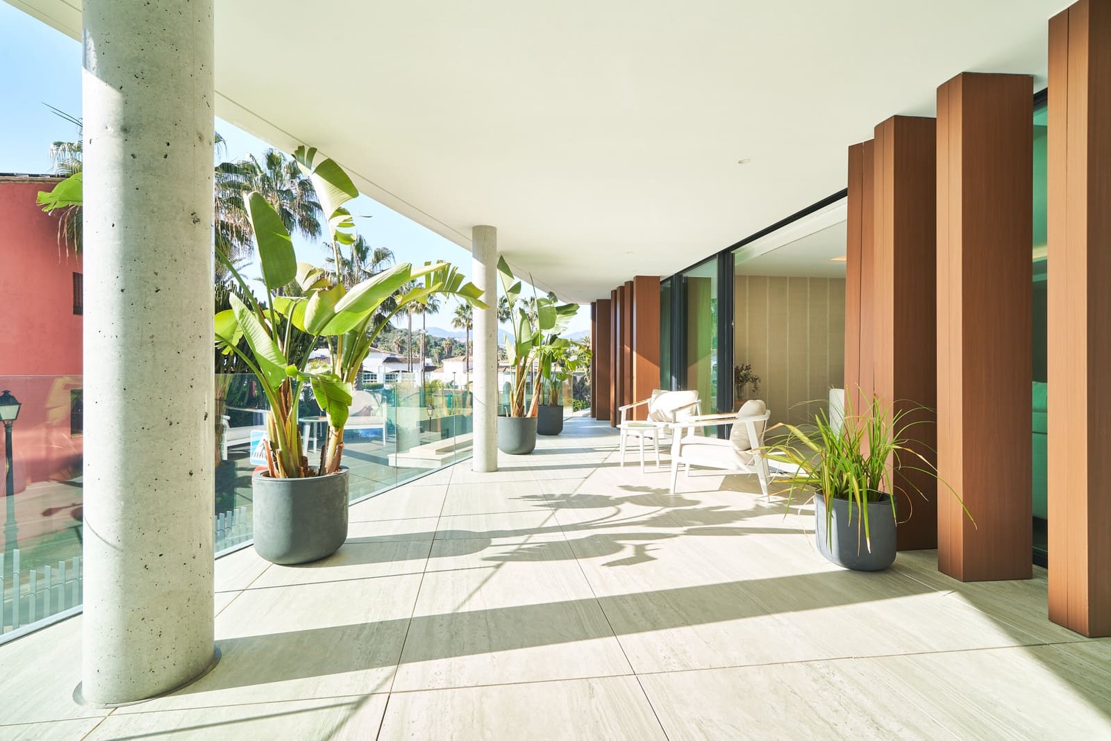 2 bedroom Apartment for sale in Estepona with pool garage - € 995,000 (Ref: 9017452)