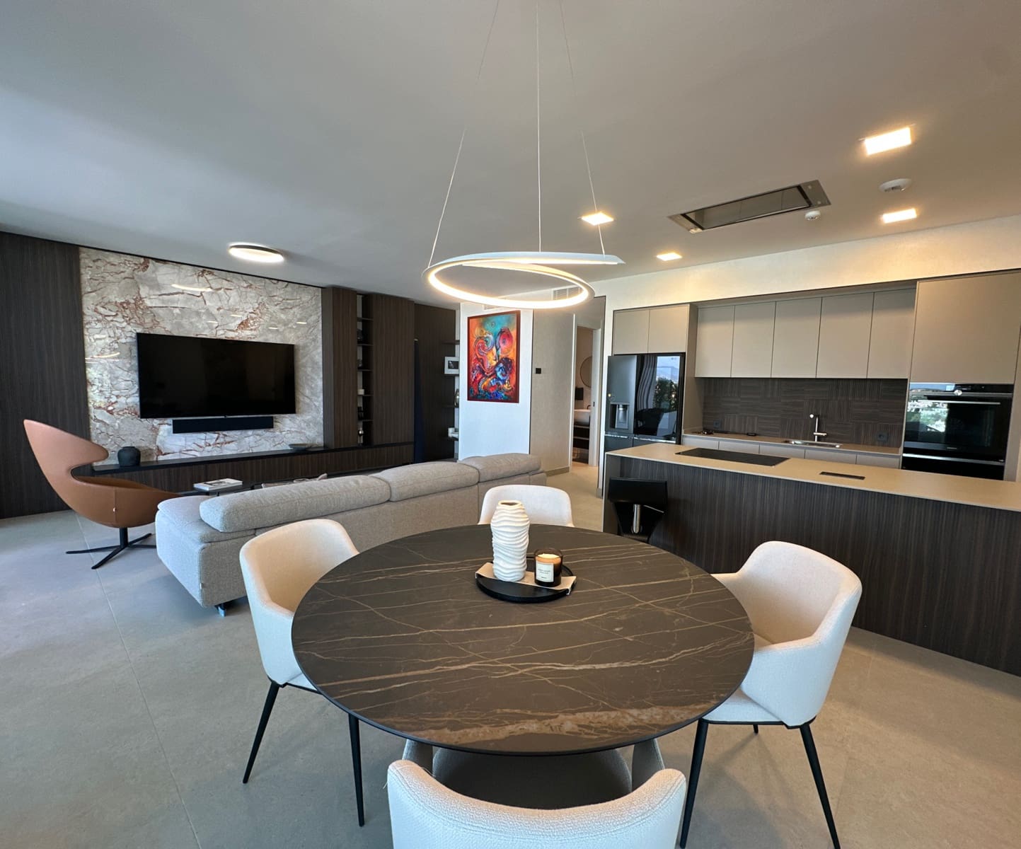 3 bedroom Apartment for sale in Marbella with pool garage - € 2,080,000 (Ref: 9023099)