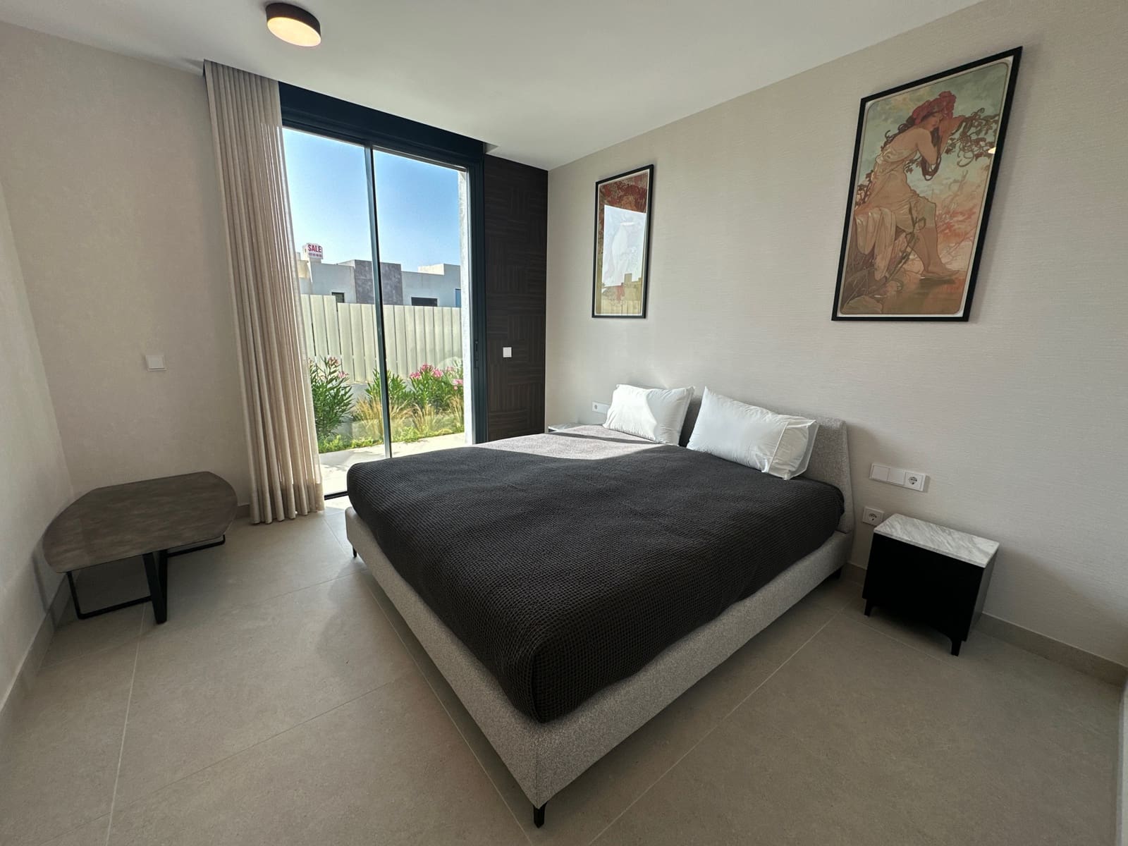 3 bedroom Apartment for sale in Marbella with pool garage - € 2,080,000 (Ref: 9023099)