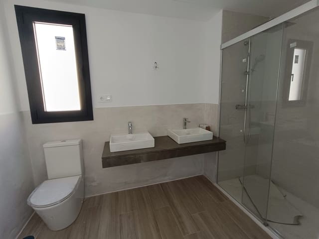 Apartamento de 1 habitación en La Cala de Mijas, Mijas en venta con piscina garaje - 370.000 € (Ref: 9129664)