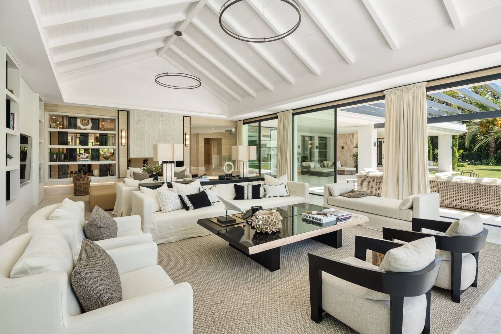 7 bedroom Villa for sale in Marbella with pool garage - € 19,500,000 (Ref: 9129682)