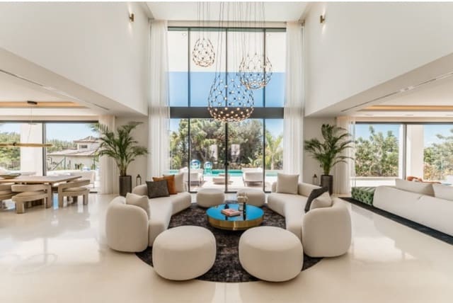 Chalet de 7 habitaciones en Sierra Blanca, Marbella en venta con piscina garaje - 11.800.000 € (Ref: 9152090)