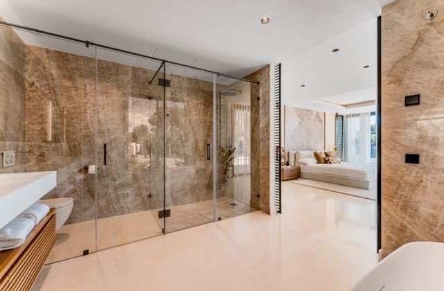 Chalet de 7 habitaciones en Sierra Blanca, Marbella en venta con piscina garaje - 11.800.000 € (Ref: 9152090)