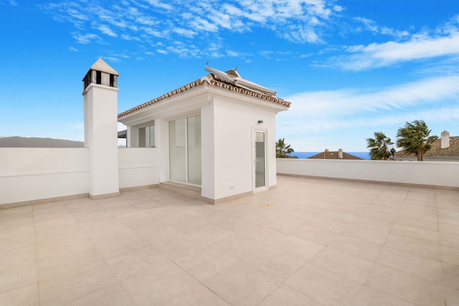 3 bedroom Villa for sale in Marbella with pool garage - € 980,000 (Ref: 9159391)