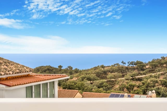 3 bedroom Villa for sale in Marbella with pool garage - € 980,000 (Ref: 9159391)