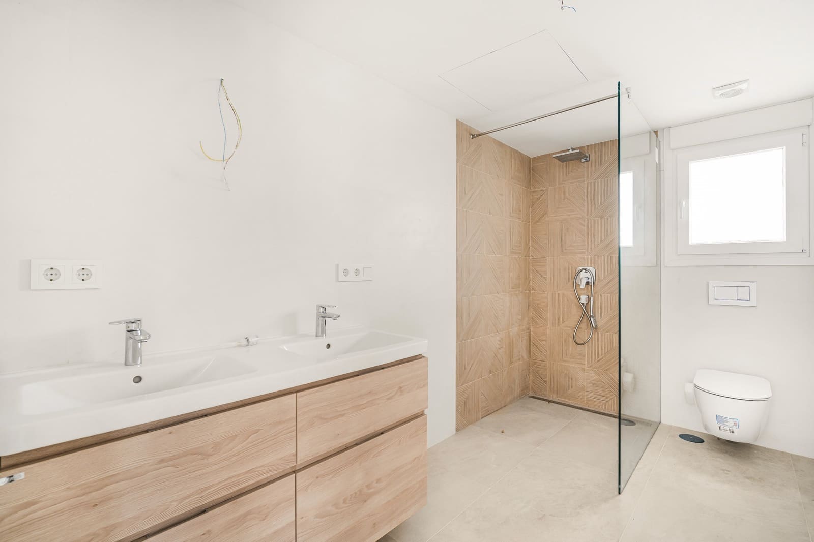 3 bedroom Villa for sale in Marbella with pool garage - € 980,000 (Ref: 9159391)