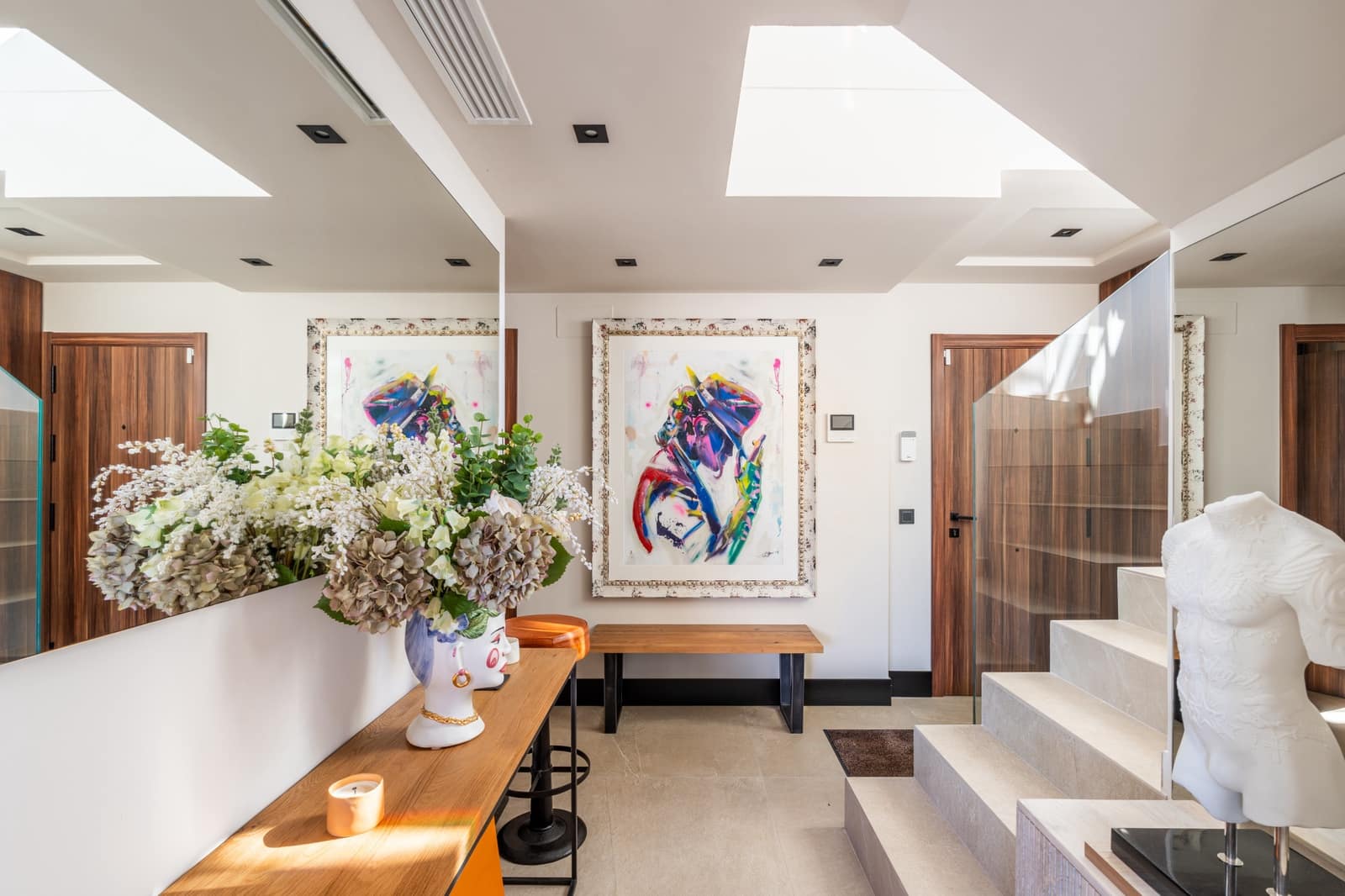 3 makuuhuone Huoneisto myytävänä paikassa Nueva Andalucia mukana uima-altaan 
autotalli - 995 000 € (Ref: 9159393)