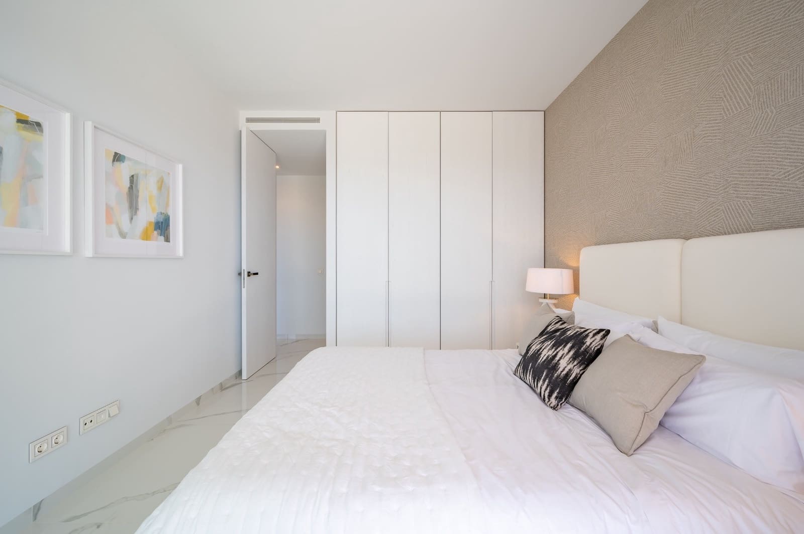 3 soverom Leilighet til salgs i Benahavis med svømmebasseng garasje - € 1 695 000 (Ref: 9162196)