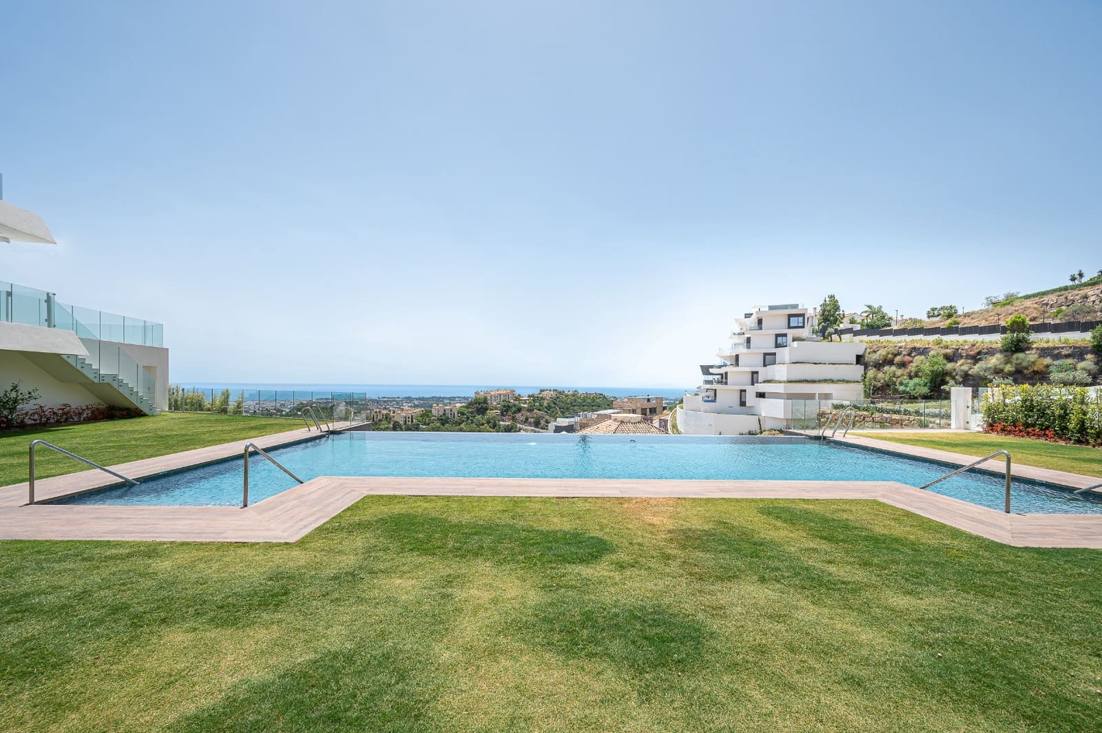 3 soverom Leilighet til salgs i Benahavis med svømmebasseng garasje - € 1 695 000 (Ref: 9162196)