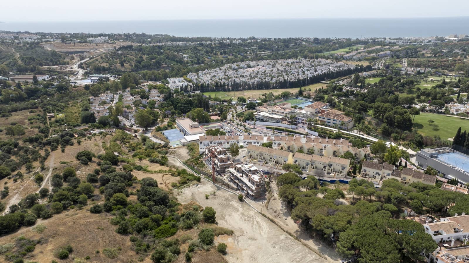 2 bedroom Apartment for sale in Marbella with pool garage - € 1,073,241 (Ref: 9169482)