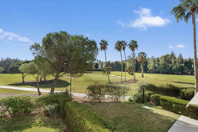 Apartamento de 3 habitaciones en Marbella en venta con piscina garaje - 949.500 € (Ref: 9171368)