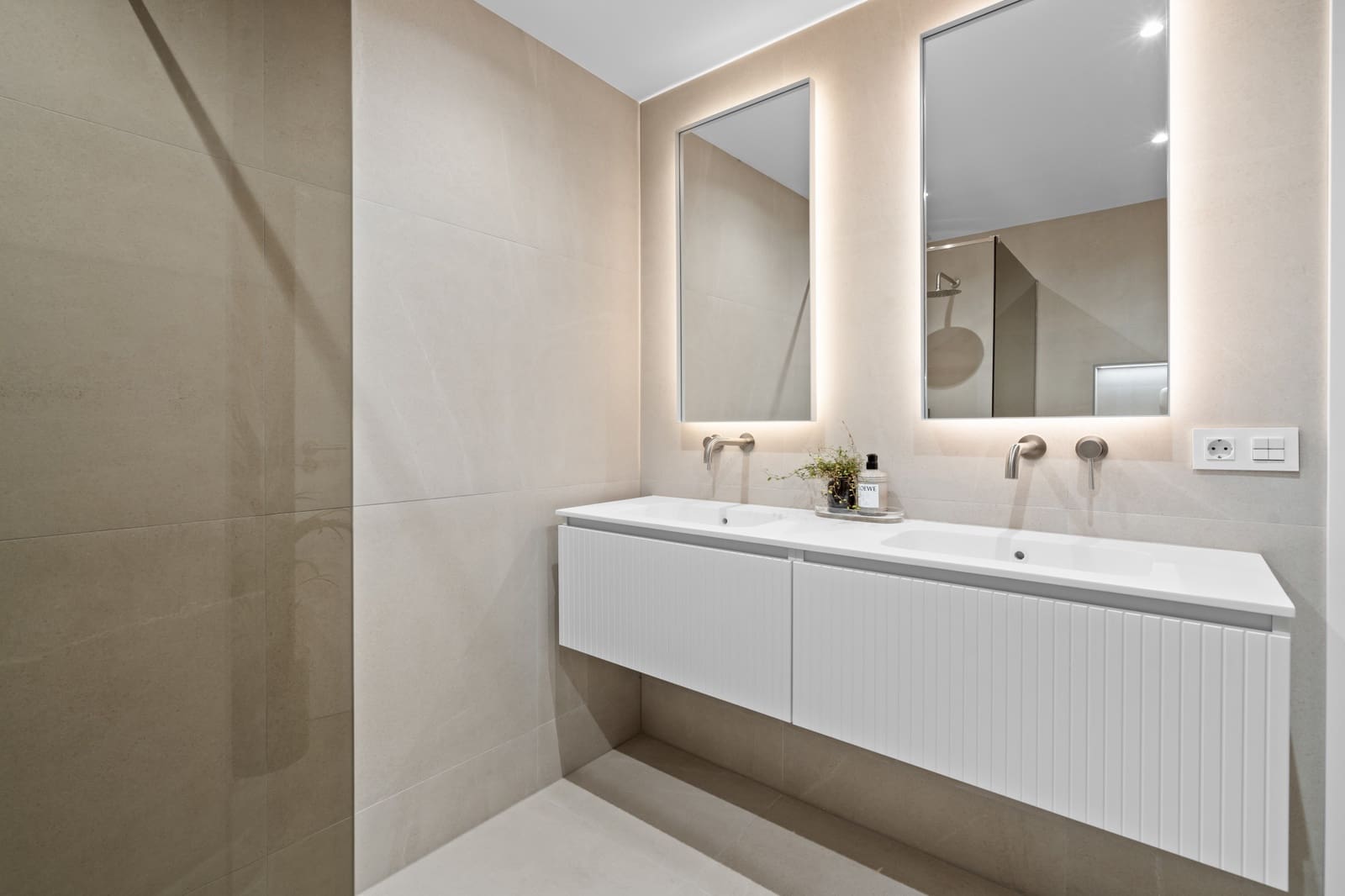 Apartamento de 3 habitaciones en Marbella en venta con piscina garaje - 949.500 € (Ref: 9171368)