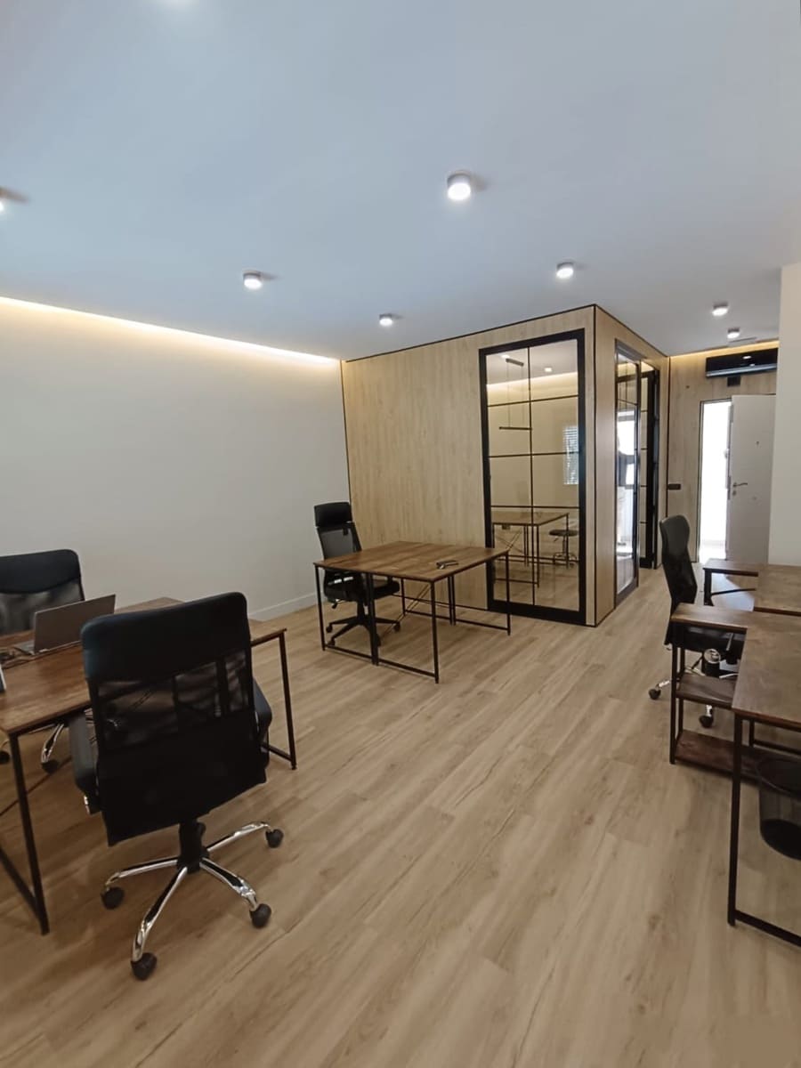 Biuro na sprzedaż w Marbella - 219 000 € (Ref: 9219890)