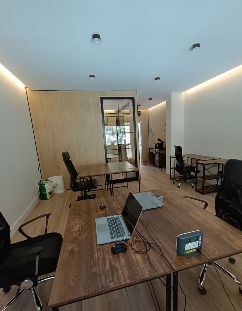 Biuro na sprzedaż w Marbella - 219 000 € (Ref: 9219890)