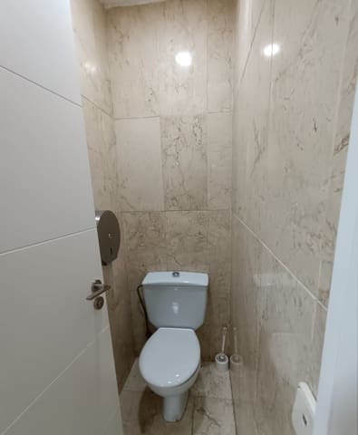 Kontor til salgs i Ricardo Soriano, Marbella - € 219 000 (Ref: 9219890)