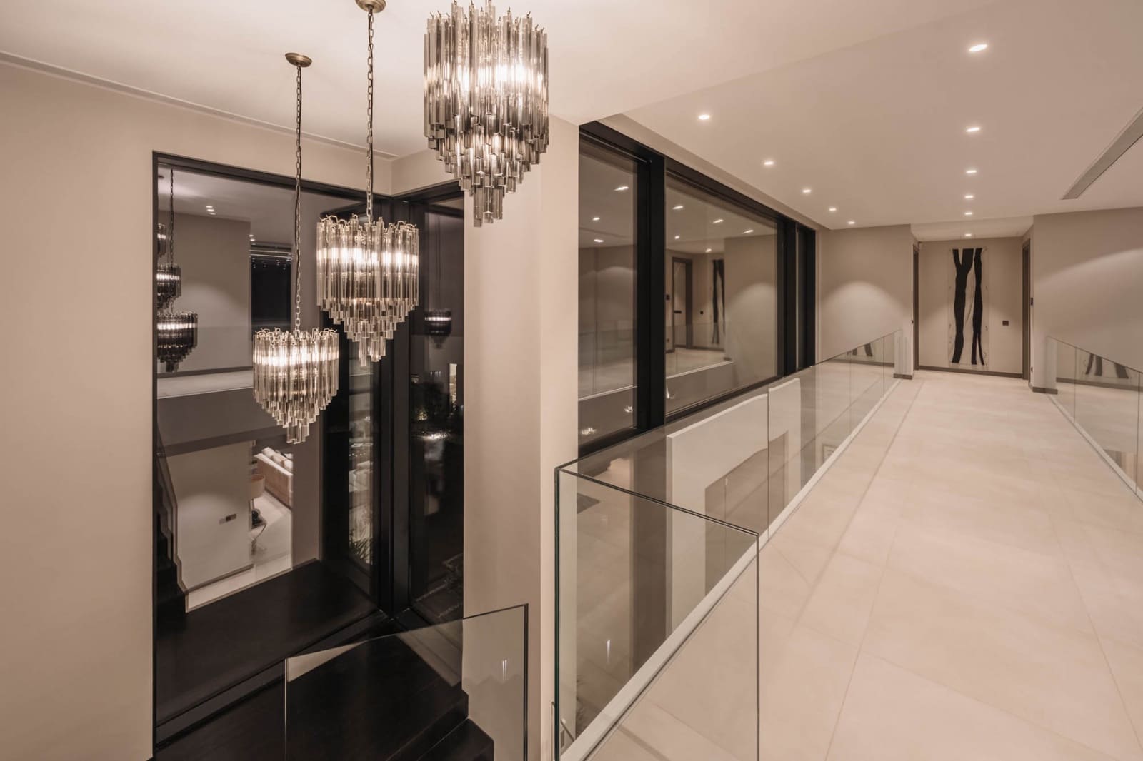 5 soveværelse Villa til salg i El Madronal med garage - € 6.495.000 (Ref: 9236399)