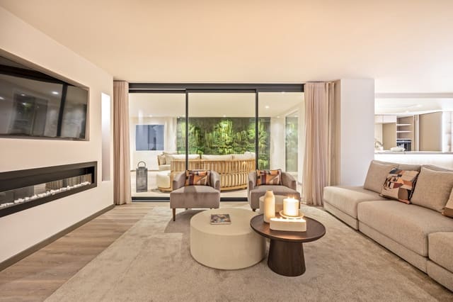 5 makuuhuone Huoneisto myytävänä paikassa Puerto Banus, Marbella - 2 650 000 € (Ref: 9242853)