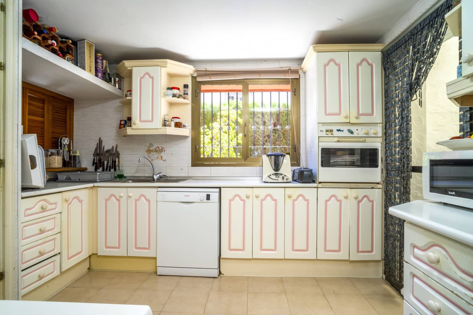 4 camera da letto Villa in vendita in Nueva Andalucia con piscina garage - 1.475.000 € (Rif: 9251984)