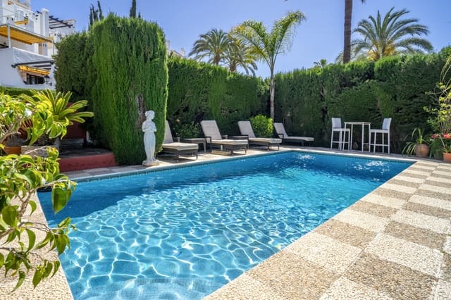 4 camera da letto Villa in vendita in Nueva Andalucia, Marbella con piscina garage - 1.475.000 € (Rif: 9251984)