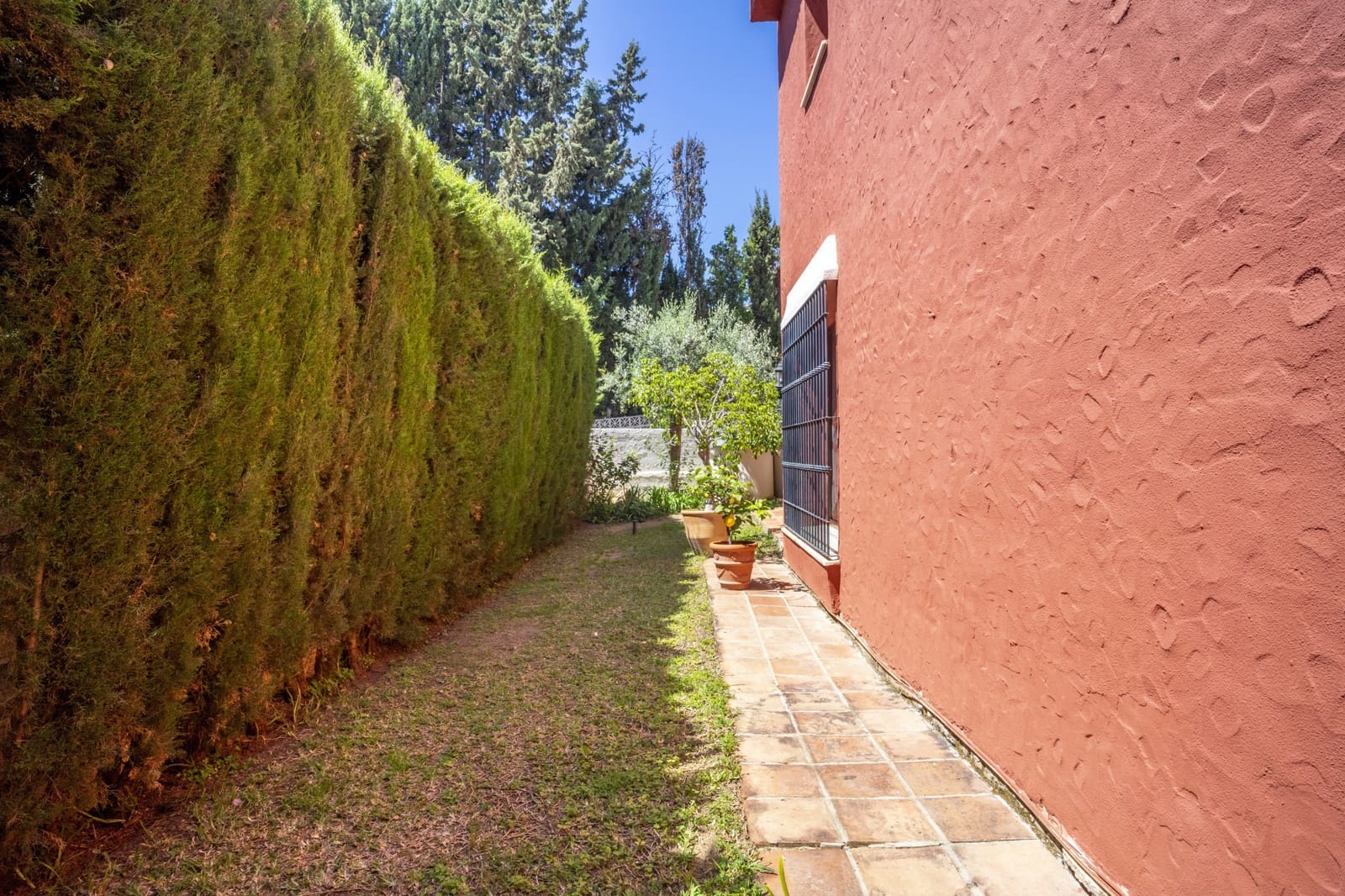 4 camera da letto Villa in vendita in Nueva Andalucia con piscina garage - 1.475.000 € (Rif: 9251984)