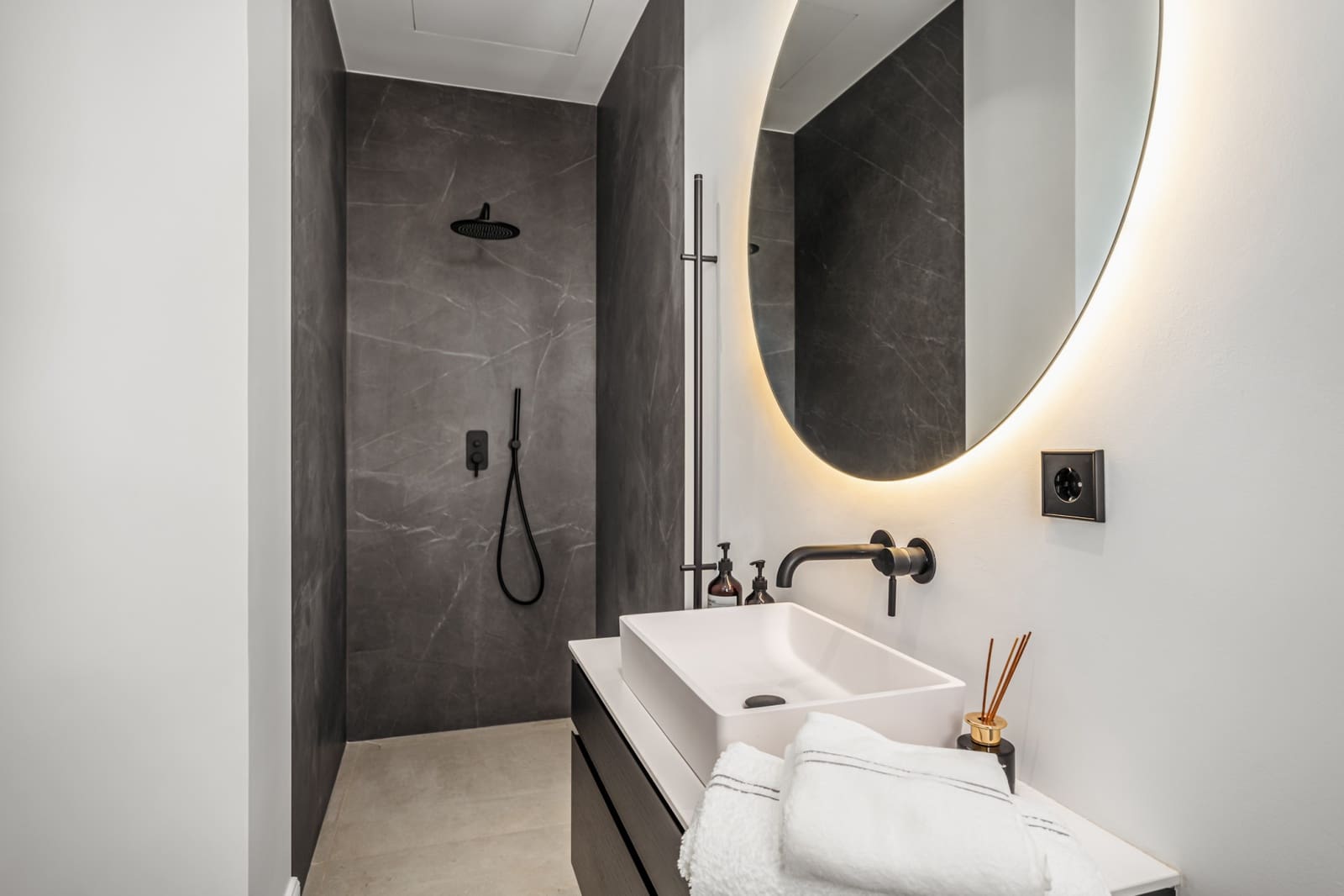 6 chambre Villa/Maison à vendre à Los Flamingos avec piscine garage - 6 995 000 € (Ref: 9337793)