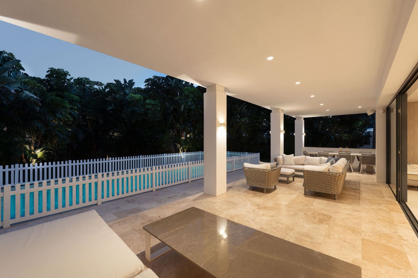 5 slaapkamer Villa te koop in La Quinta met garage - € 3.995.000 (Ref: 9355737)