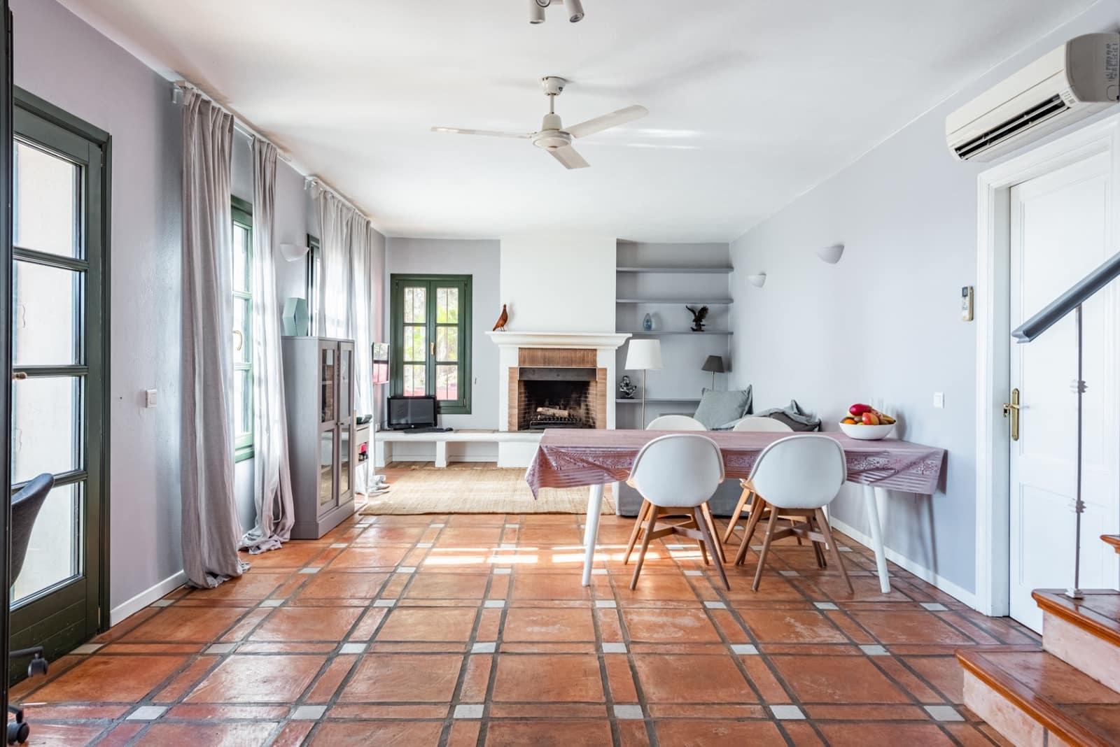 9 slaapkamer Villa te koop in El Madronal met zwembad garage - € 4.550.000 (Ref: 9355740)