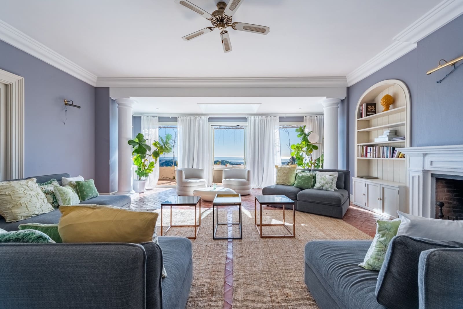 9 slaapkamer Villa te koop in El Madronal met zwembad garage - € 4.550.000 (Ref: 9355740)