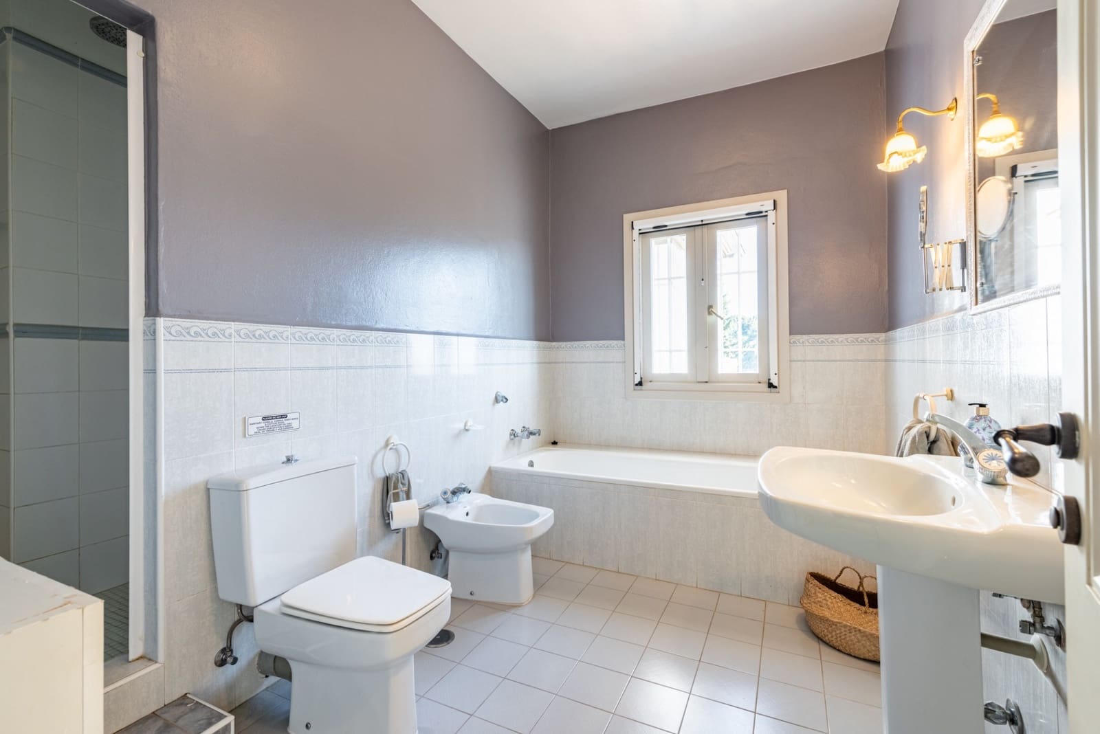 9 slaapkamer Villa te koop in El Madronal met zwembad garage - € 4.550.000 (Ref: 9355740)