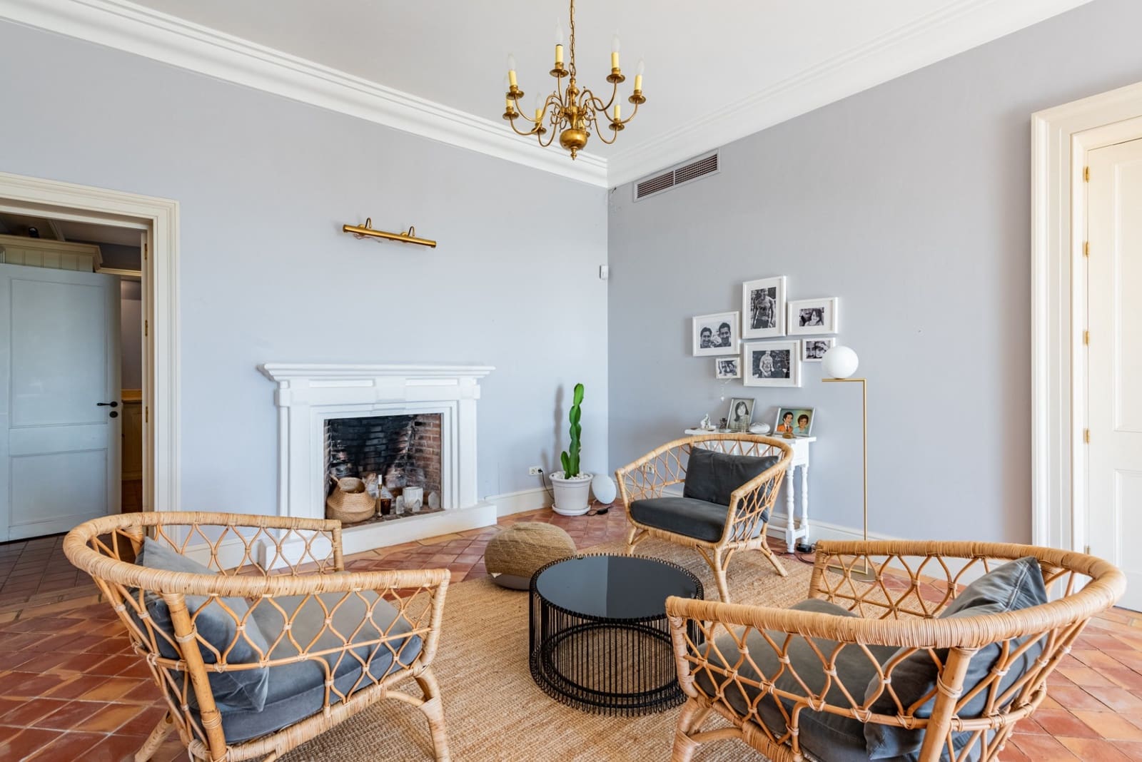 9 slaapkamer Villa te koop in El Madronal met zwembad garage - € 4.550.000 (Ref: 9355740)