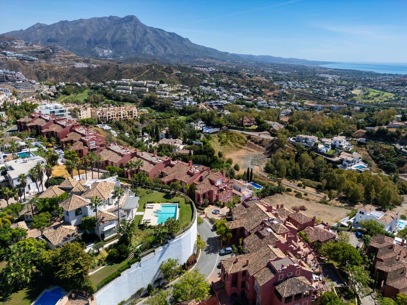 7 soveværelse Villa til salg i Monte Halcones med swimmingpool garage - € 10.800.000 (Ref: 9355750)