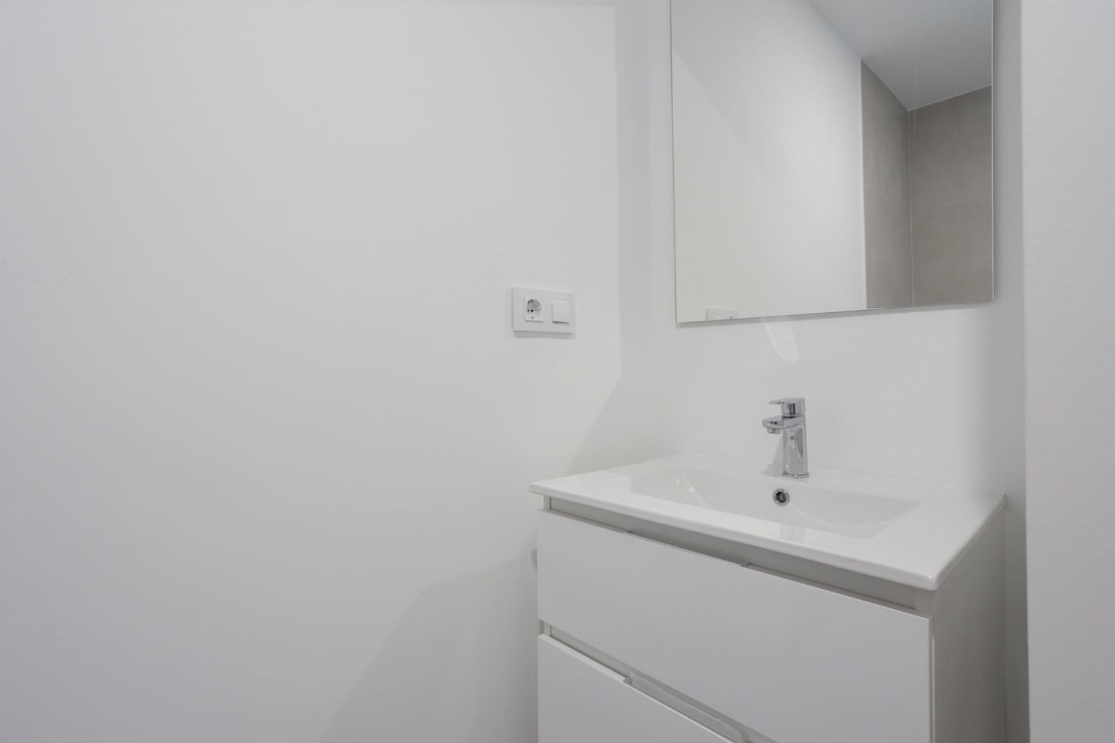 4 bedroom Apartment for sale in Guadalmina with pool garage - € 1,750,000 (Ref: 9385388)