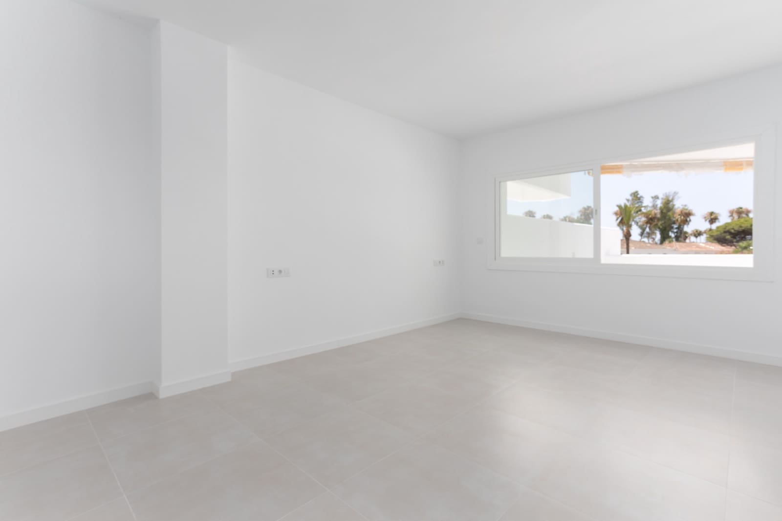 4 bedroom Apartment for sale in Guadalmina with pool garage - € 1,750,000 (Ref: 9385388)