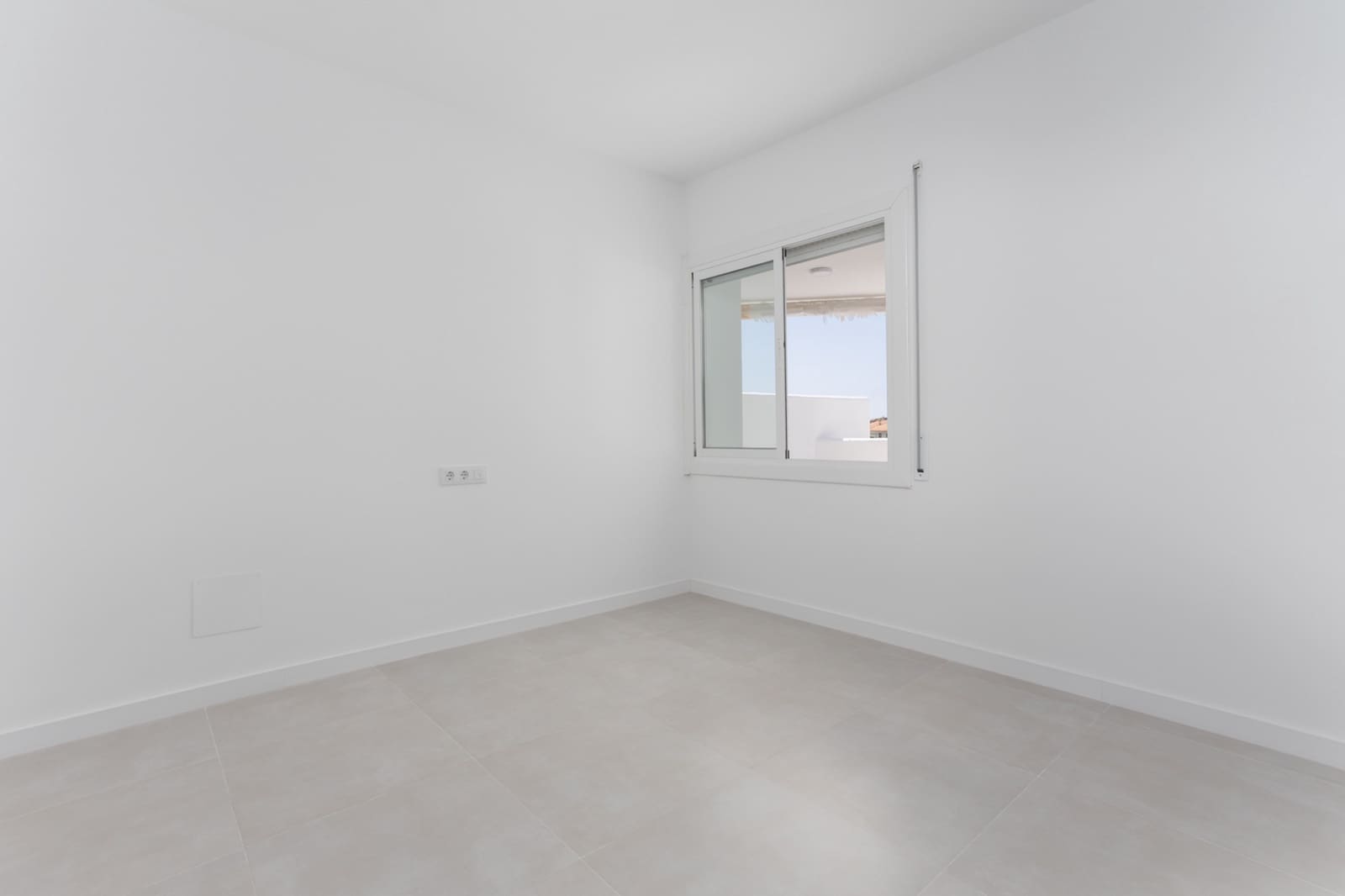 4 bedroom Apartment for sale in Guadalmina with pool garage - € 1,750,000 (Ref: 9385388)