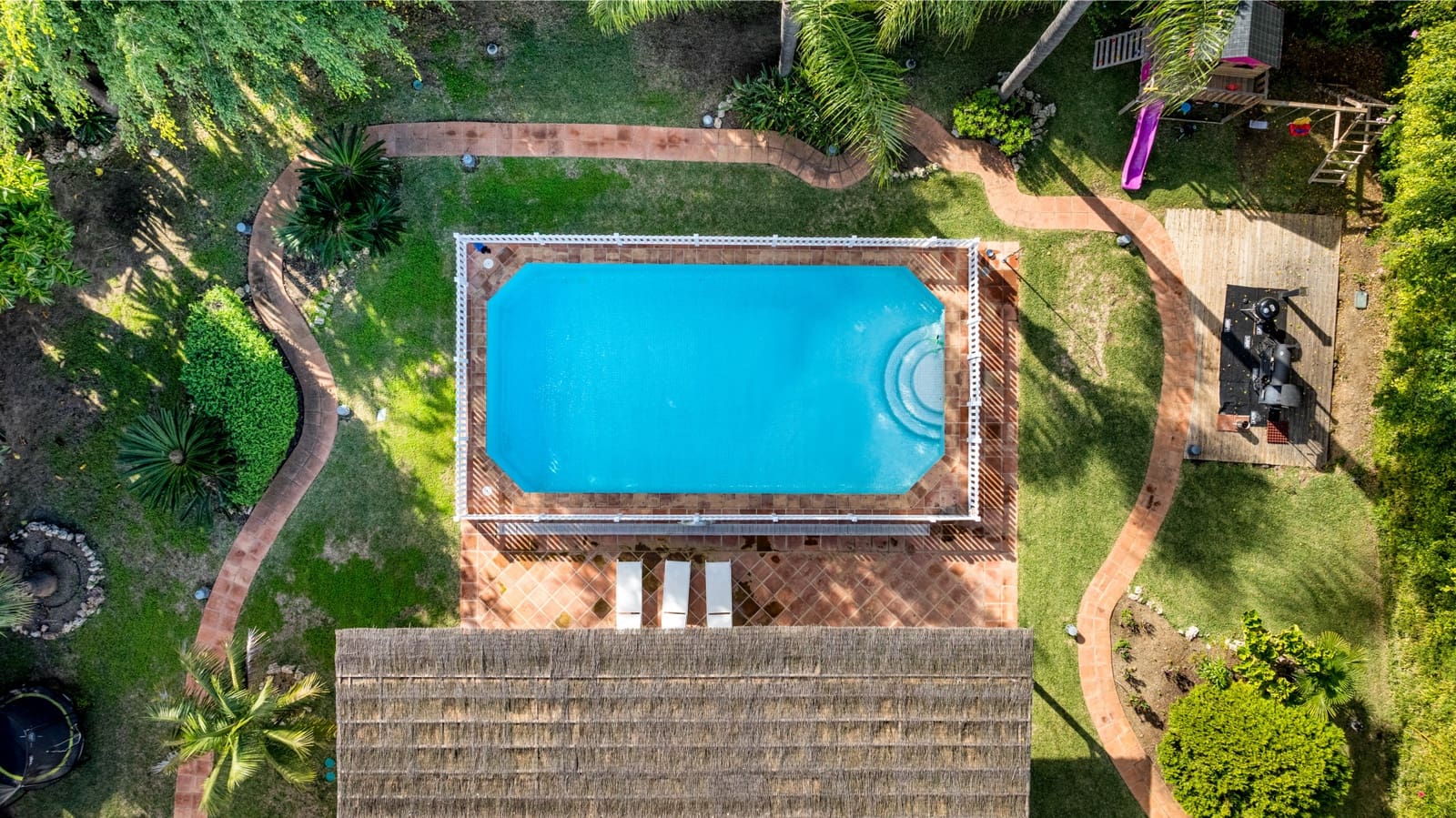 6 soverom Villa til salgs i Guadalmina med svømmebasseng garasje - € 3 295 000 (Ref: 9385389)