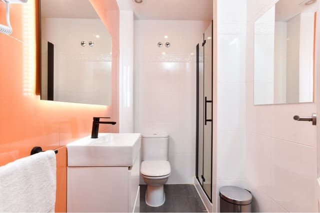 43 slaapkamer Hotel te koop in Marbella met garage - € 4.400.000 (Ref: 9422200)