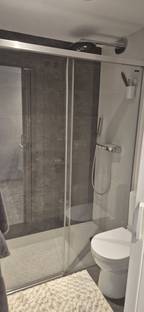 2 soveværelse Penthouse til salg i Estepona med swimmingpool garage - € 1.770.000 (Ref: 9500815)