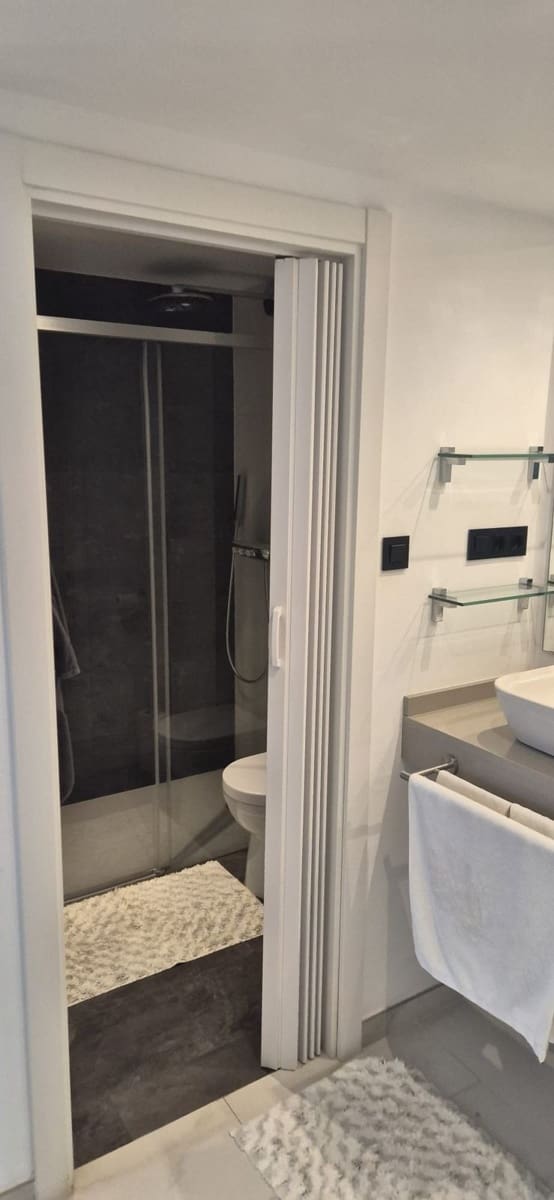 2 soveværelse Penthouse til salg i Estepona med swimmingpool garage - € 1.770.000 (Ref: 9500815)